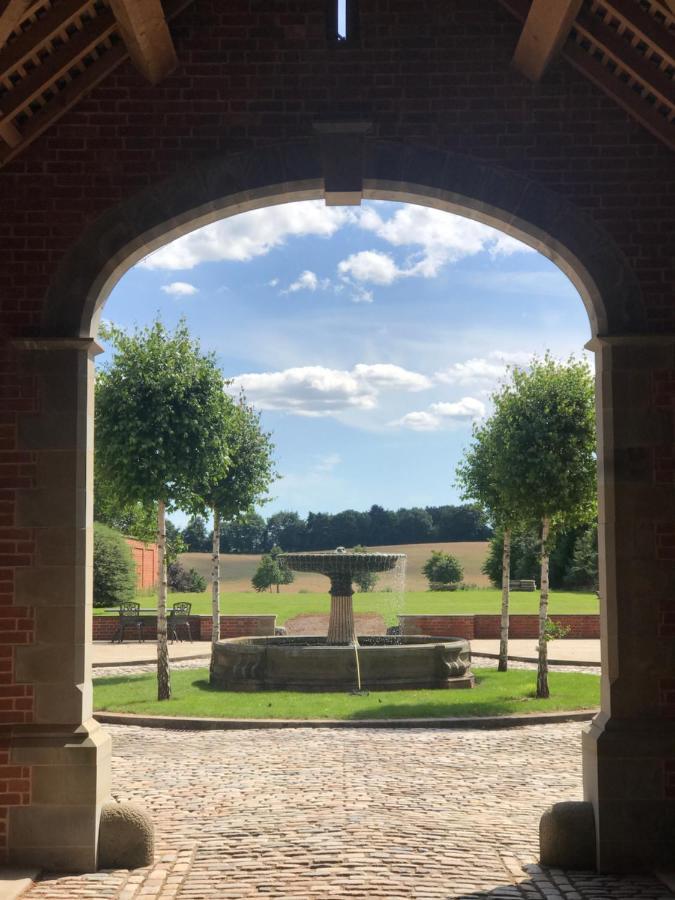Beautiful Rural Apt, Walking Distance To Three Choirs Vineyard/Brassiere Gloucestershire Apartamento Newent Exterior foto