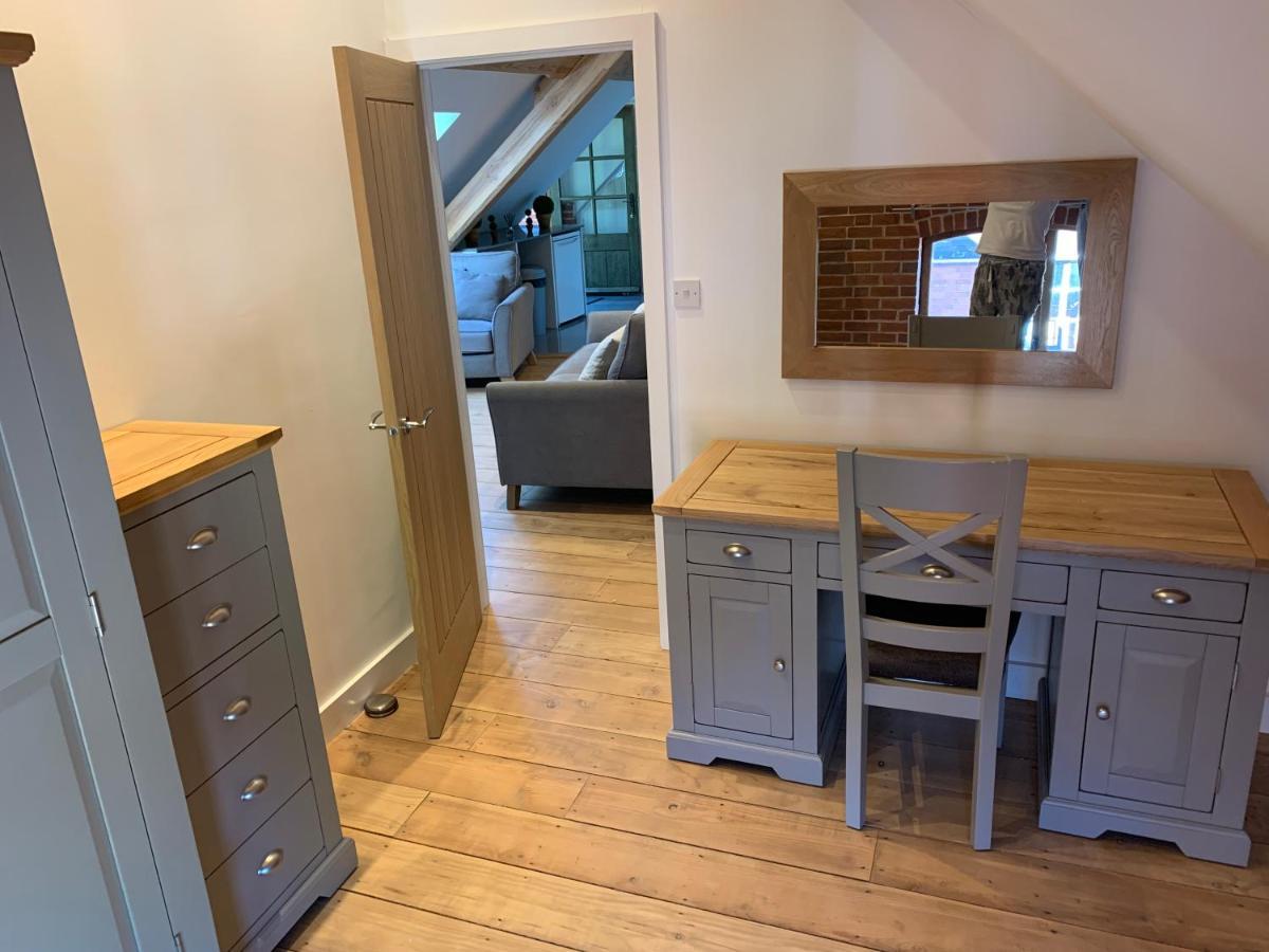 Beautiful Rural Apt, Walking Distance To Three Choirs Vineyard/Brassiere Gloucestershire Apartamento Newent Exterior foto